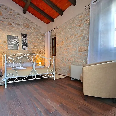 Luxurious Holiday With Swimming Pool In Vižinada