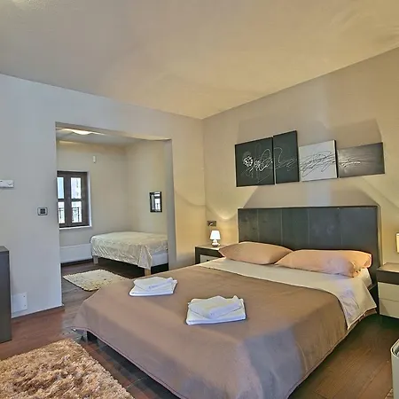 Luxurious Holiday With Swimming Pool In *